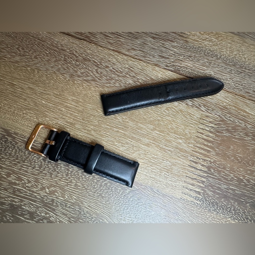 Daniel Wellington Women’s Watch Strap - Black Leather with Rose Gold Buckle